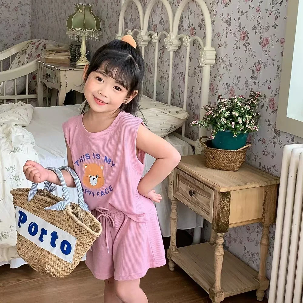 Girls Korean Suit Cartoon Loose Undershirt Top Pants 2023 Summer New Children'S T-Shirt Shorts Two Pieces
Girls Korean Suit Cartoon Loose Undershirt Top Pants 2023 Summer New Children'S T-Shirt Shorts Two Pieces