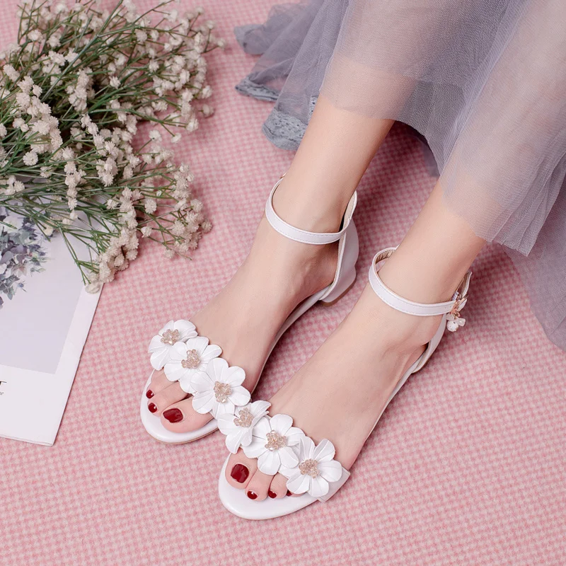 New Arrivals Summer Sandals Women 2021 Thick Heels Buckle Strap Flower Sandals Female Fashion Casual Women's Spring Shoes
New Arrivals Summer Sandals Women 2021 Thick Heels Buckle Strap Flower Sandals Female Fashion Casual Women's Spring Shoes