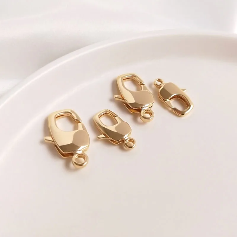 1Pcs 14K Golden Alloy Lobster Clasps for Charms Pendants High Quality Necklace Bracelet Buckle DIY Jewelry Making Accessories
1Pcs 14K Golden Alloy Lobster Clasps for Charms Pendants High Quality Necklace Bracelet Buckle DIY Jewelry Making Accessories