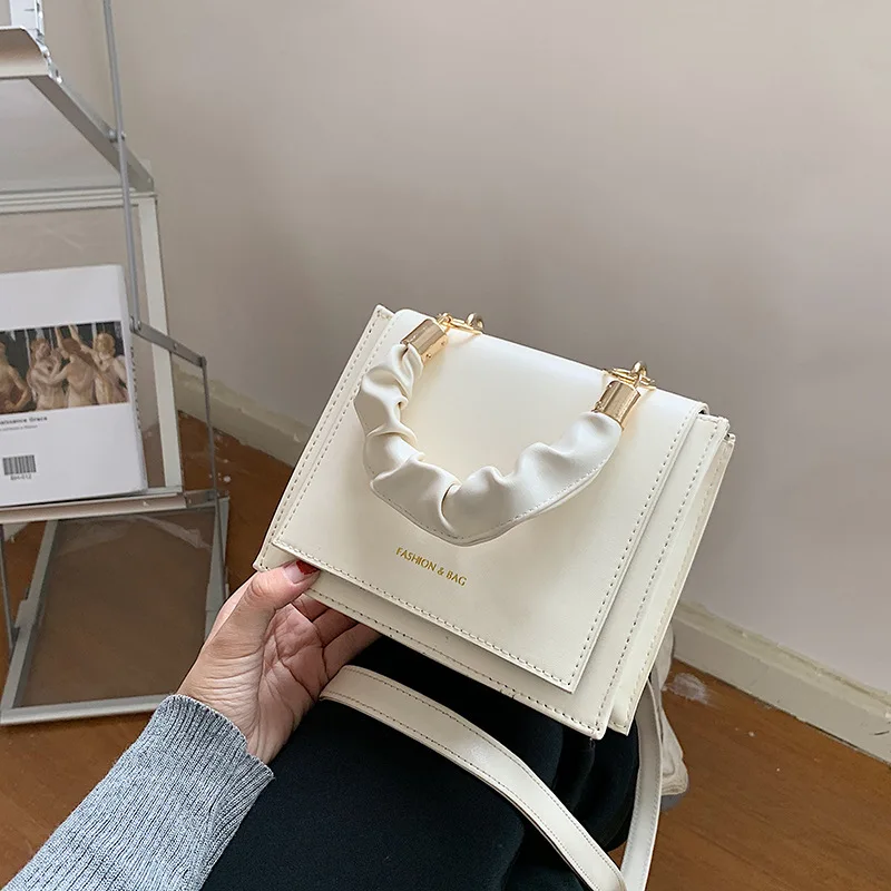 Women Fashion PU Leather Shoulder Bags Casual Geometric Embossing Solid Color Crossbody Bags Female Small Top Handle Handbags 가방
Women Fashion PU Leather Shoulder Bags Casual Geometric Embossing Solid Color Crossbody Bags Female Small Top Handle Handbags 가방