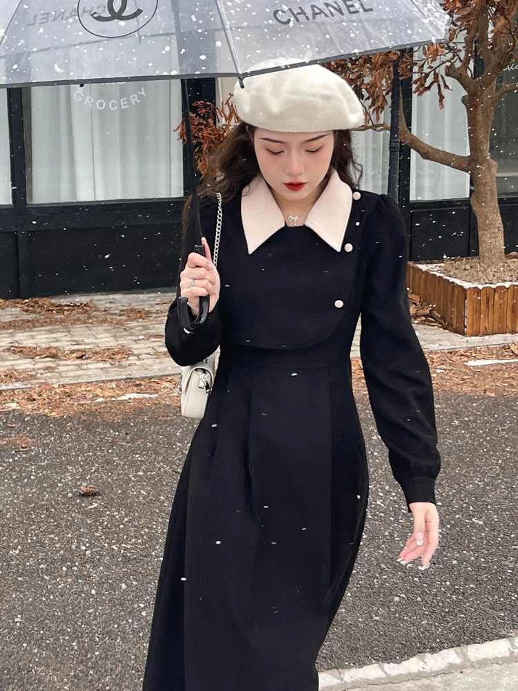 Women French Vintage Black Dress Loose Female Elegant Square Collar Long Sleeve High Waist A-line Midi Long Dresses Frocks New
Women French Vintage Black Dress Loose Female Elegant Square Collar Long Sleeve High Waist A-line Midi Long Dresses Frocks New