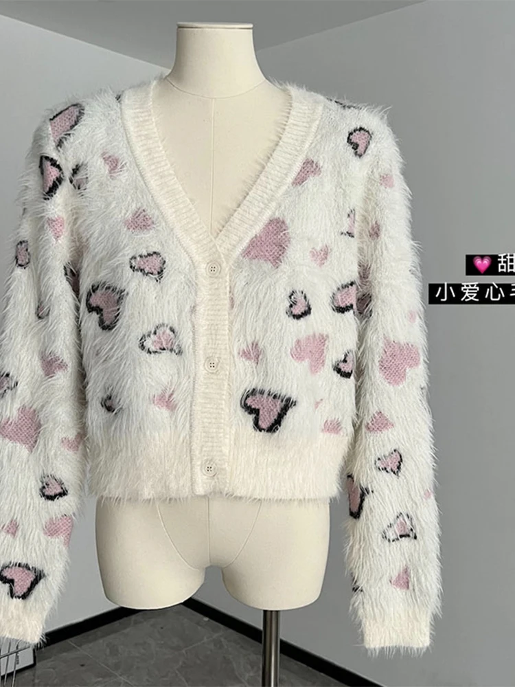 Vintage Sweet Cute Women Autumn Short Knitwear V-neck Baggy Long Sleeve Heart Print Female Knitted Cardigan Sweater 2022 New
Vintage Sweet Cute Women Autumn Short Knitwear V-neck Baggy Long Sleeve Heart Print Female Knitted Cardigan Sweater 2022 New
