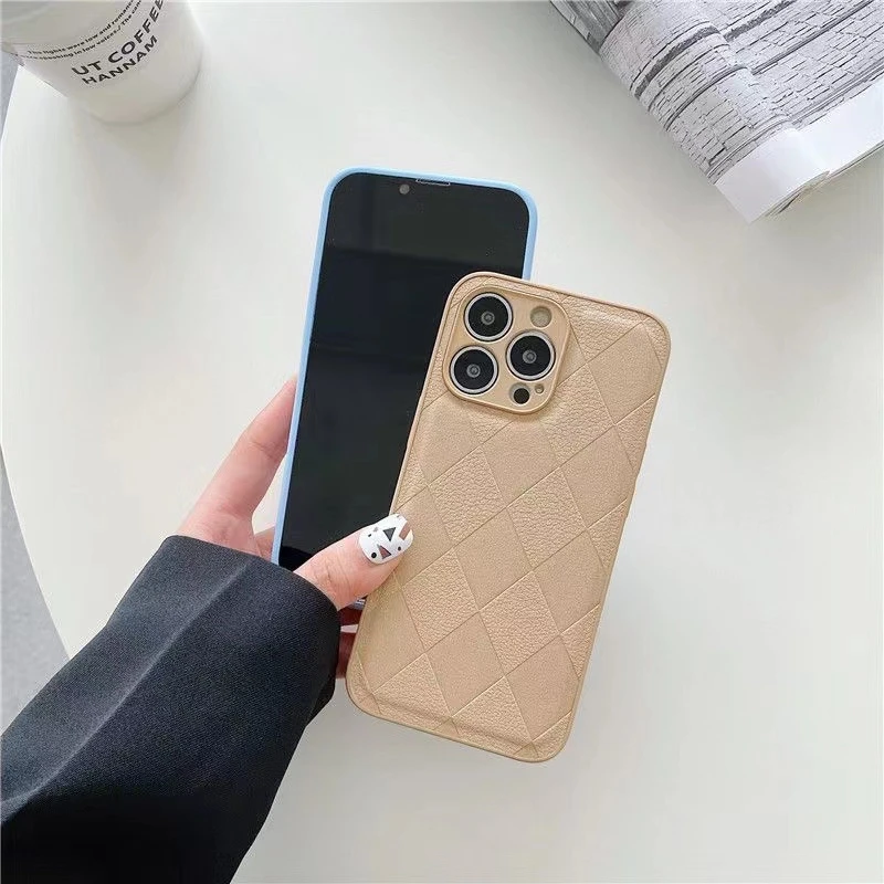 Phone Case For iPhone 11 12 13 14 Pro Max Plus Case Vintage Grid Pattern Leather Camera Protective INS
Phone Case For iPhone 11 12 13 14 Pro Max Plus Case Vintage Grid Pattern Leather Camera Protective INS