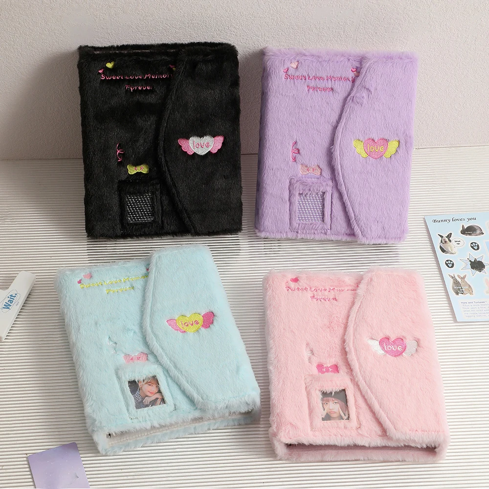 Loose Leaf Fluffy Envelope Shape Plush A5 Kpop Photocard Binder Collect Book Idol Photo Card Holder Photocard Album Shell Cover
Loose Leaf Fluffy Envelope Shape Plush A5 Kpop Photocard Binder Collect Book Idol Photo Card Holder Photocard Album Shell Cover