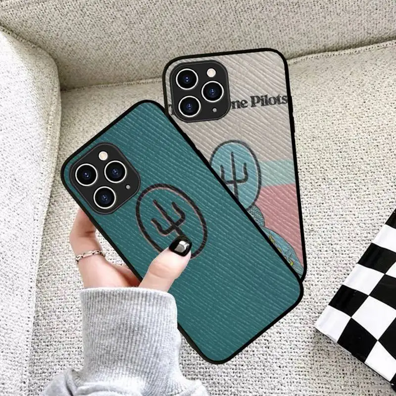 RuiCaiCa Twenty One Pilot Phone Case Hard Leather Case for iPhone 11 12 13 Mini Pro Max 8 7 Plus SE 2020 X XR XS Coque
RuiCaiCa Twenty One Pilot Phone Case Hard Leather Case for iPhone 11 12 13 Mini Pro Max 8 7 Plus SE 2020 X XR XS Coque