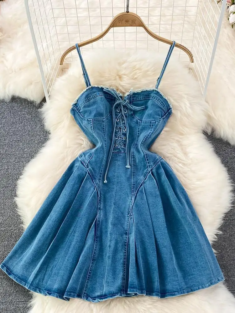 ZCWXM Blue Denim Dresses Women Summer Sexy V Neck Gothic Spaghetti Strap Club Bandage Zipper Off Shoulder Party Dress Dress
ZCWXM Blue Denim Dresses Women Summer Sexy V Neck Gothic Spaghetti Strap Club Bandage Zipper Off Shoulder Party Dress Dress