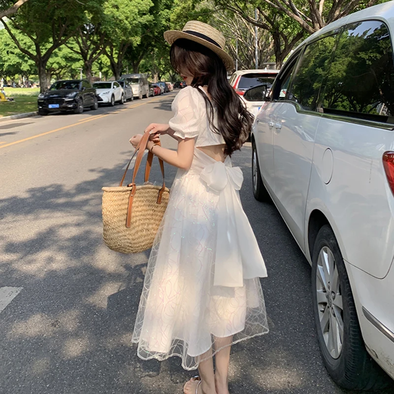 Back bow dress women's summer waist Chic French gentle design sense of minority sweet retro first love dress
Back bow dress women's summer waist Chic French gentle design sense of minority sweet retro first love dress