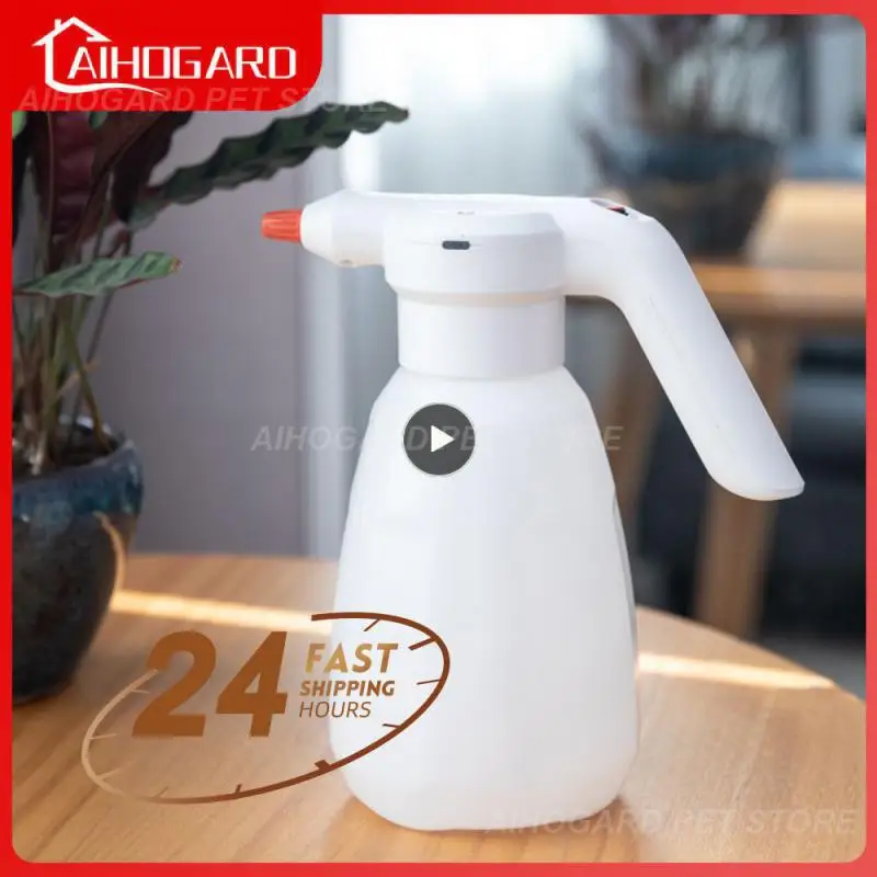 Plastic Watering Can, Gardening Watering Can, Transparent Sprayer, Bottle Force Automatic Water Spray Disinfection Available 
Plastic Watering Can, Gardening Watering Can, Transparent Sprayer, Bottle Force Automatic Water Spray Disinfection Available
