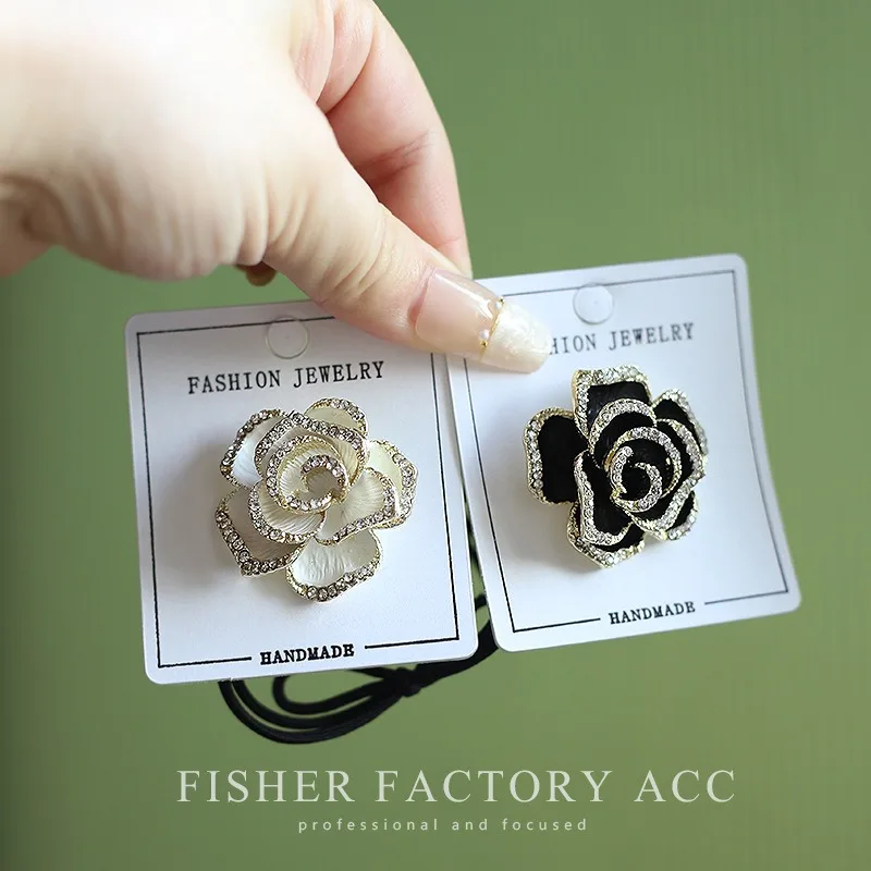 Korean Elegant Rhinestone Flower Scrunchies Women Girls Elastic Hair Rubber Bands Accessories Tie Hair Rope Headdress Headwear
Korean Elegant Rhinestone Flower Scrunchies Women Girls Elastic Hair Rubber Bands Accessories Tie Hair Rope Headdress Headwear