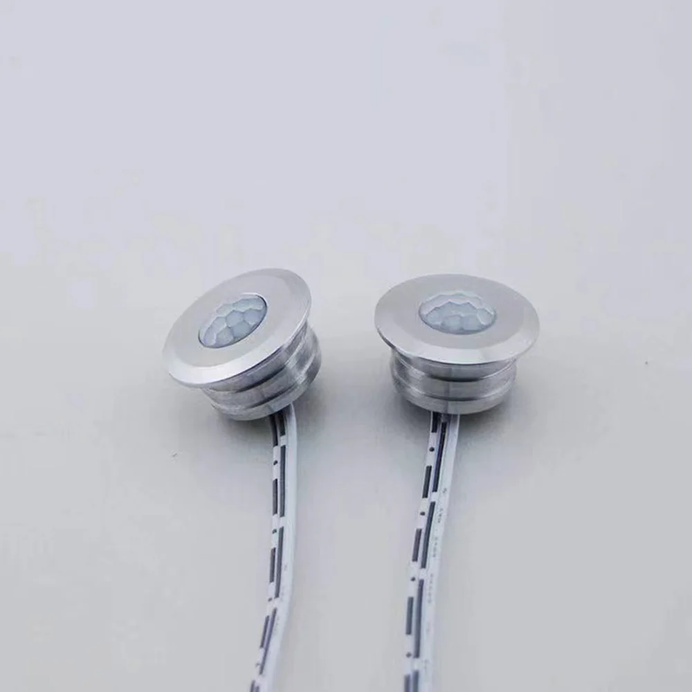 Автоматический контроллер с датчиком движения, Bluetooth, DC 12 В/24 В постоянного тока, детали для освещения лампы
Автоматический контроллер с датчиком движения, Bluetooth, DC 12 В/24 В постоянного тока, детали для освещения лампы
