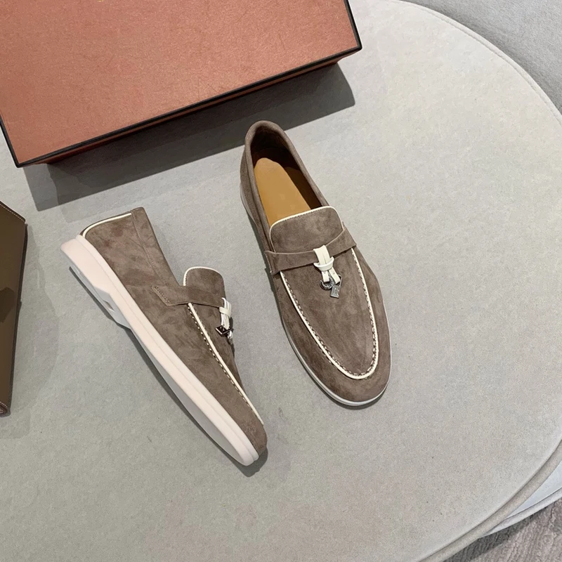 2023 Loafers Luxury Brands Spring Autumn Men's And Women's Flat Shoes Metal Lock Buckle Fashion Comfortable Casual Shoes
2023 Loafers Luxury Brands Spring Autumn Men's And Women's Flat Shoes Metal Lock Buckle Fashion Comfortable Casual Shoes
