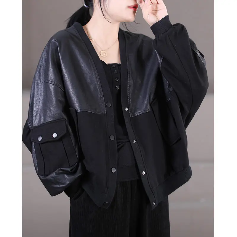 Autumn Coat 2022 New Women's Korean Loose Large Pockets Knitted Sleeve Stitched Leather Short Jacket V-Neck Casual Outerwear 585
Autumn Coat 2022 New Women's Korean Loose Large Pockets Knitted Sleeve Stitched Leather Short Jacket V-Neck Casual Outerwear 585
