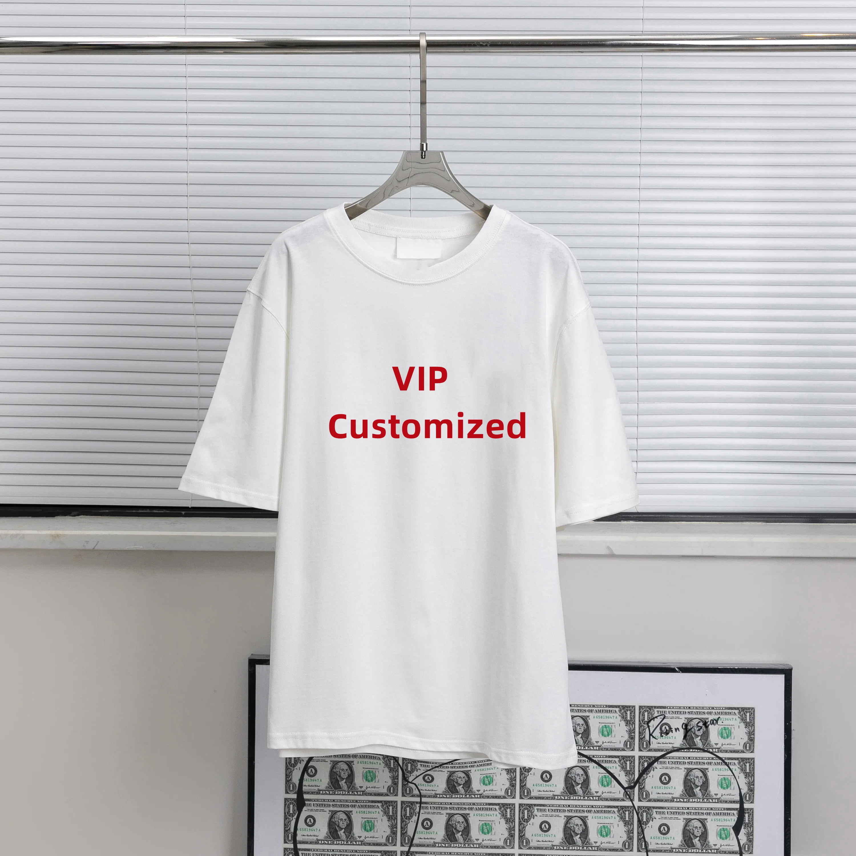 Summer men's and women's T-shirts, welcome to customize. Contact me to give you a different VIP brand
Summer men's and women's T-shirts, welcome to customize. Contact me to give you a different VIP brand