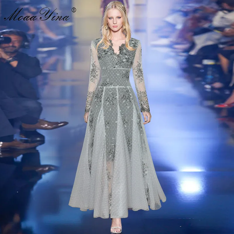 Fashion Designer dress Spring Women's Dress V neck See-through Long sleeves Mesh Embroidery Party Elegant Dresses
Fashion Designer dress Spring Women's Dress V neck See-through Long sleeves Mesh Embroidery Party Elegant Dresses