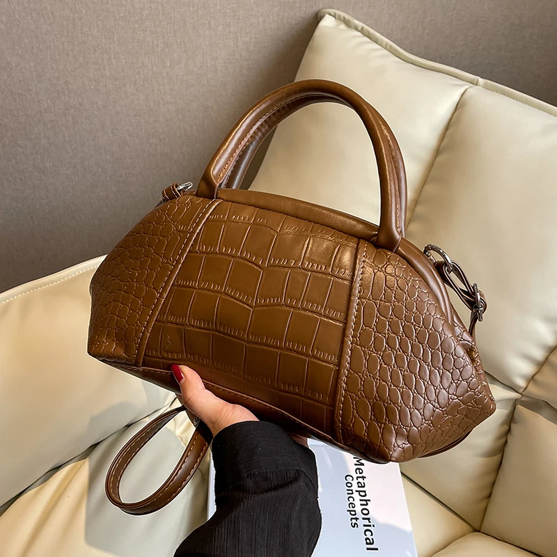 2022 Stone Pattern Leather Handbag with Handle Designer Lattice Shoulder Bag for Women Clutch Purses Crossbody Bag Long Belt
2022 Stone Pattern Leather Handbag with Handle Designer Lattice Shoulder Bag for Women Clutch Purses Crossbody Bag Long Belt
