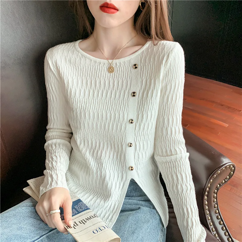 2022 autumn and winter new pullover bottoming shirt long-sleeved women's top White
2022 autumn and winter new pullover bottoming shirt long-sleeved women's top White