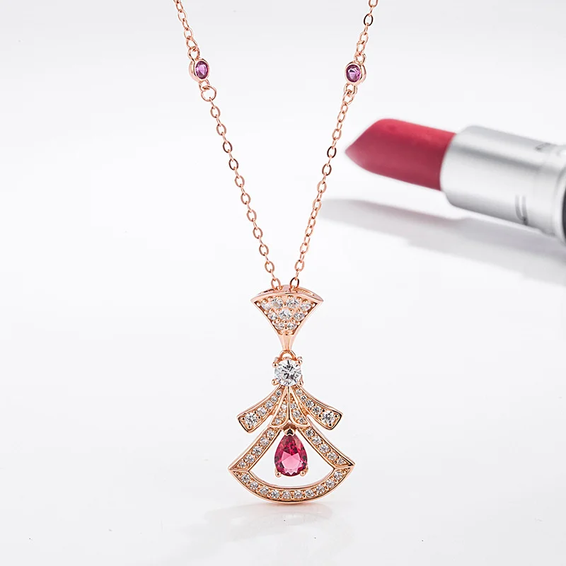 925 Sterling Silver Red skirt necklace with exquisite mesh Red and full Diamond fan Pendant famous brand Fine jewelry For women
925 Sterling Silver Red skirt necklace with exquisite mesh Red and full Diamond fan Pendant famous brand Fine jewelry For women