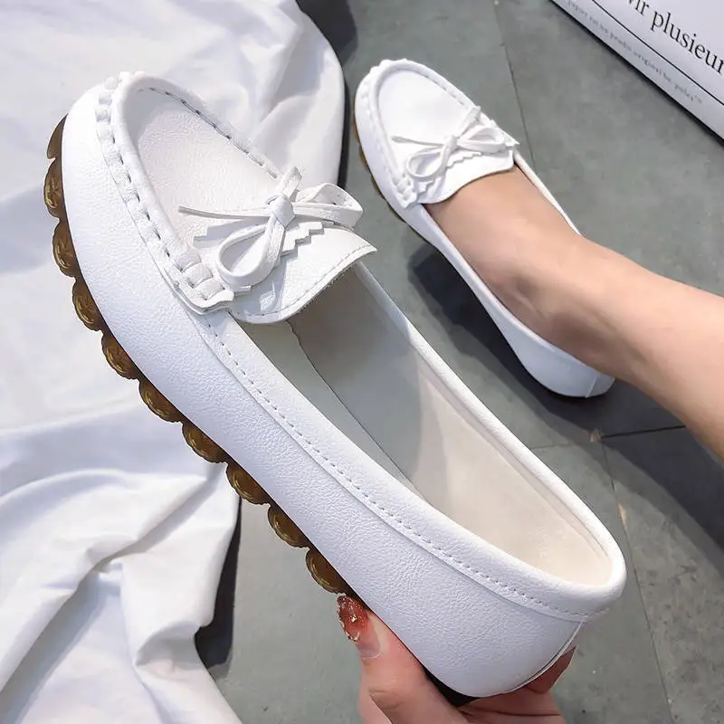 Pu Leather Flat Shoes Woman Loafers Cowhide Flexible Spring Casual Shoes Women Flats Women Shoes White Femme Clothing E220 
Pu Leather Flat Shoes Woman Loafers Cowhide Flexible Spring Casual Shoes Women Flats Women Shoes White Femme Clothing E220