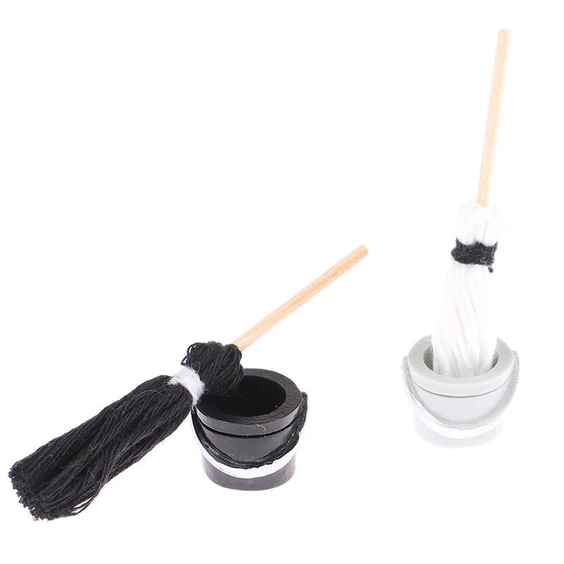 1 Set 1:12 Dollhouse Miniature Resin Kitchen Garden Mop Bucket Classic Pretend Play Furniture Cute Toys Creative Gifts Presents
1 Set 1:12 Dollhouse Miniature Resin Kitchen Garden Mop Bucket Classic Pretend Play Furniture Cute Toys Creative Gifts Presents