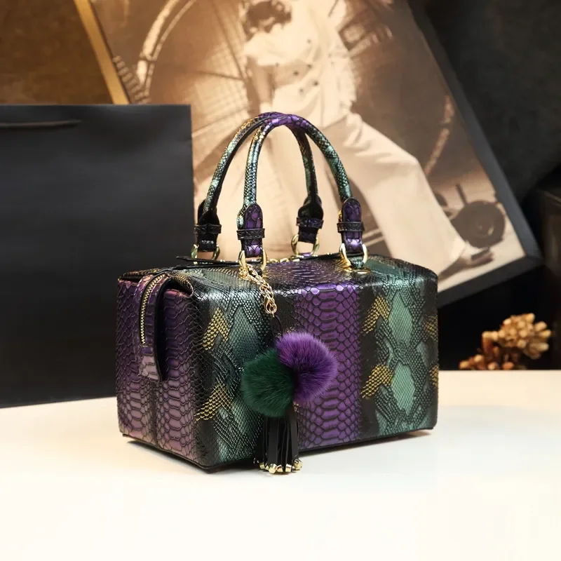 Luxury Snake Pattern Genuine Leather Women Handbags Mother Portable Shopping Bag Fashion Tassel Ladies Charm Shoulder Box Bags
Luxury Snake Pattern Genuine Leather Women Handbags Mother Portable Shopping Bag Fashion Tassel Ladies Charm Shoulder Box Bags