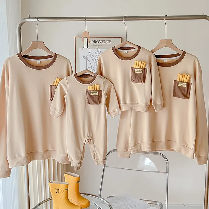 Parent-child Wear French Fries Unisex Family Look Baby Clothes Child Dad Mon Children's Clothing Long-sleeved Top Family Match
Parent-child Wear French Fries Unisex Family Look Baby Clothes Child Dad Mon Children's Clothing Long-sleeved Top Family Match