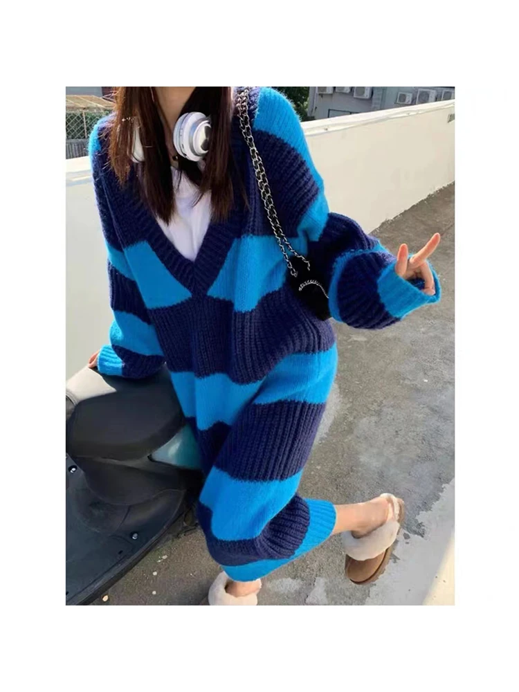 2022 Women Long Striped Dress Sweater Thick Winter Fall Long Sleeve Knitted Dresses Maxi Vintage Oversize Knitting V neck Feamle
2022 Women Long Striped Dress Sweater Thick Winter Fall Long Sleeve Knitted Dresses Maxi Vintage Oversize Knitting V neck Feamle