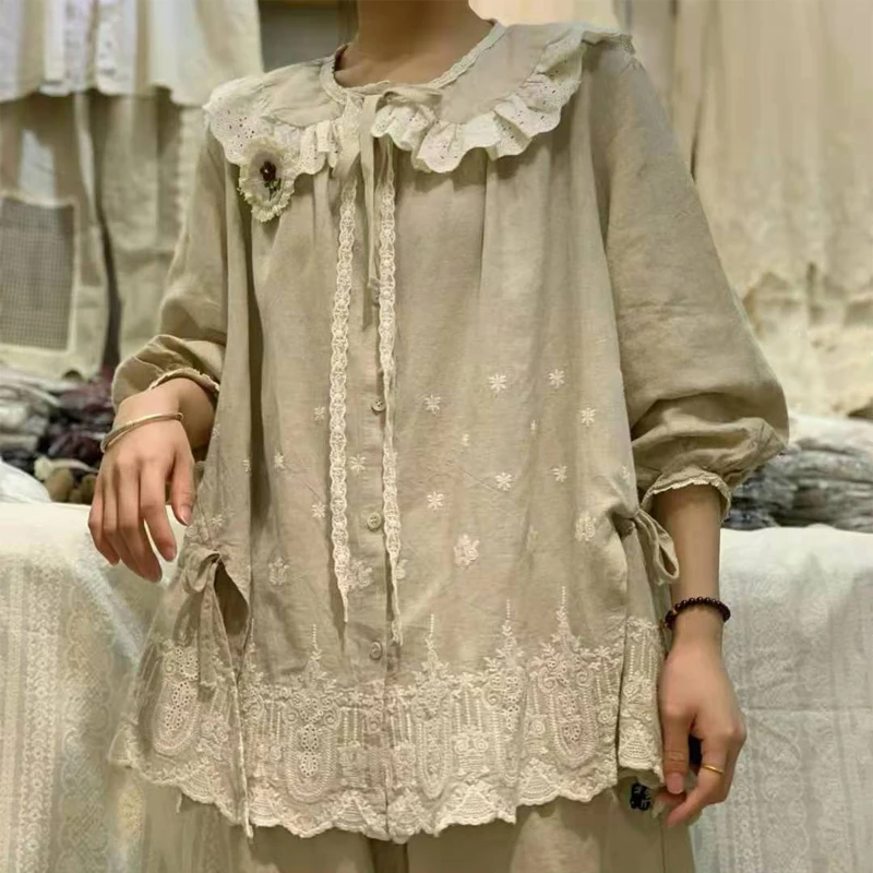 Johnature Summer New Japanese Cotton Linen Shirts For Women 2022 Vintage Embroidery Floral Loose Patchwork Lace Blouses
Johnature Summer New Japanese Cotton Linen Shirts For Women 2022 Vintage Embroidery Floral Loose Patchwork Lace Blouses