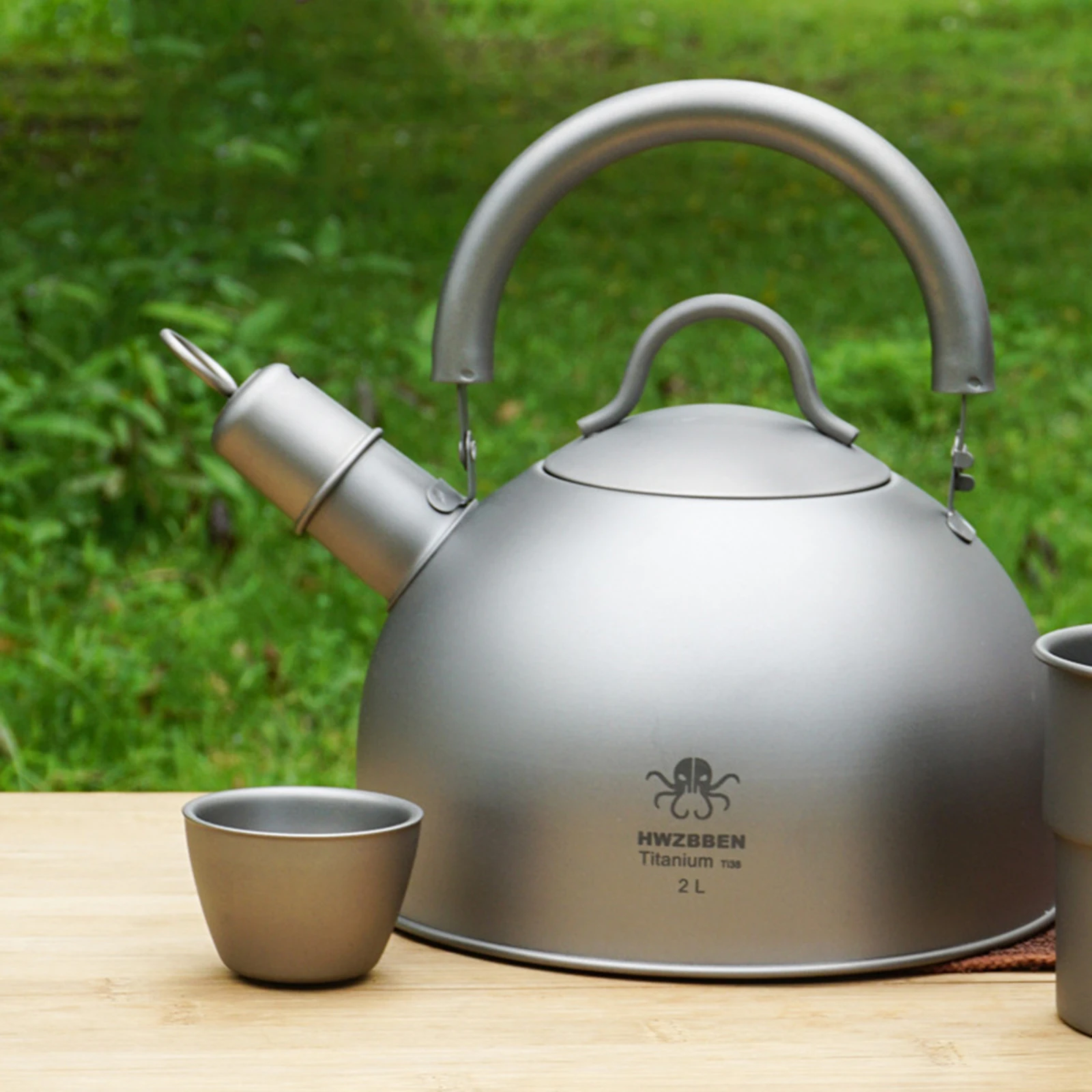 2L Titanium Whistling Tea Kettle With Warning Buzzer For Boiling Water Coffee Camping Teapot Tableware Outdoor Hiking Tea Pot
2L Titanium Whistling Tea Kettle With Warning Buzzer For Boiling Water Coffee Camping Teapot Tableware Outdoor Hiking Tea Pot