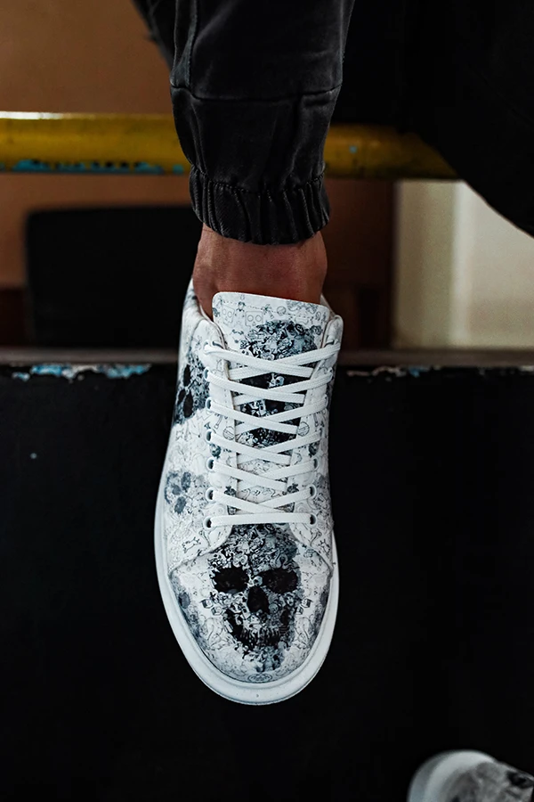 Knack Digital Print Shoes R044 Ghost Skull Colorful High Quality Stylish Design Comfortable Light Casual Male Shoes
Knack Digital Print Shoes R044 Ghost Skull Colorful High Quality Stylish Design Comfortable Light Casual Male Shoes