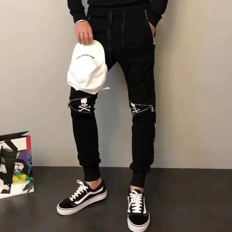 Mastermind Japan Men'S Casual Pants 23Ss Spring And Autumn Style Trend MMJ Skull Zipper Webbing Sports Trousers Slim Sweatpants
Mastermind Japan Men'S Casual Pants 23Ss Spring And Autumn Style Trend MMJ Skull Zipper Webbing Sports Trousers Slim Sweatpants
