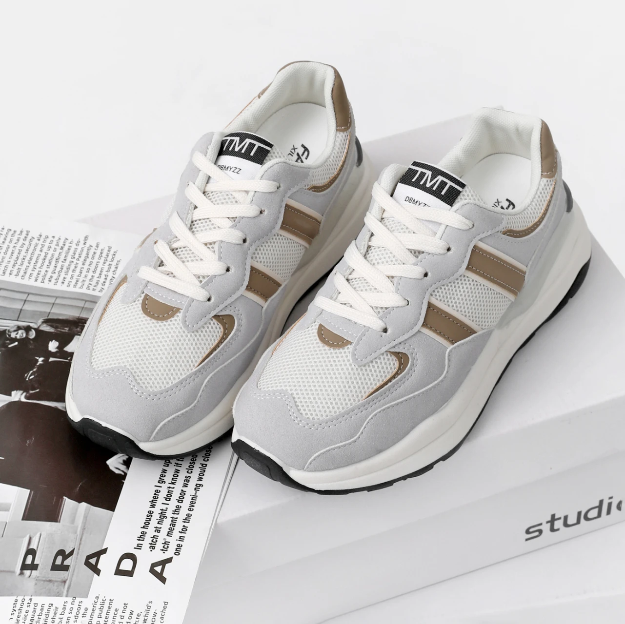 Spring Autumn Women's High Quality Leather White Platform Casual Sneakers Women Vulcanized Shoes Flats
Spring Autumn Women's High Quality Leather White Platform Casual Sneakers Women Vulcanized Shoes Flats