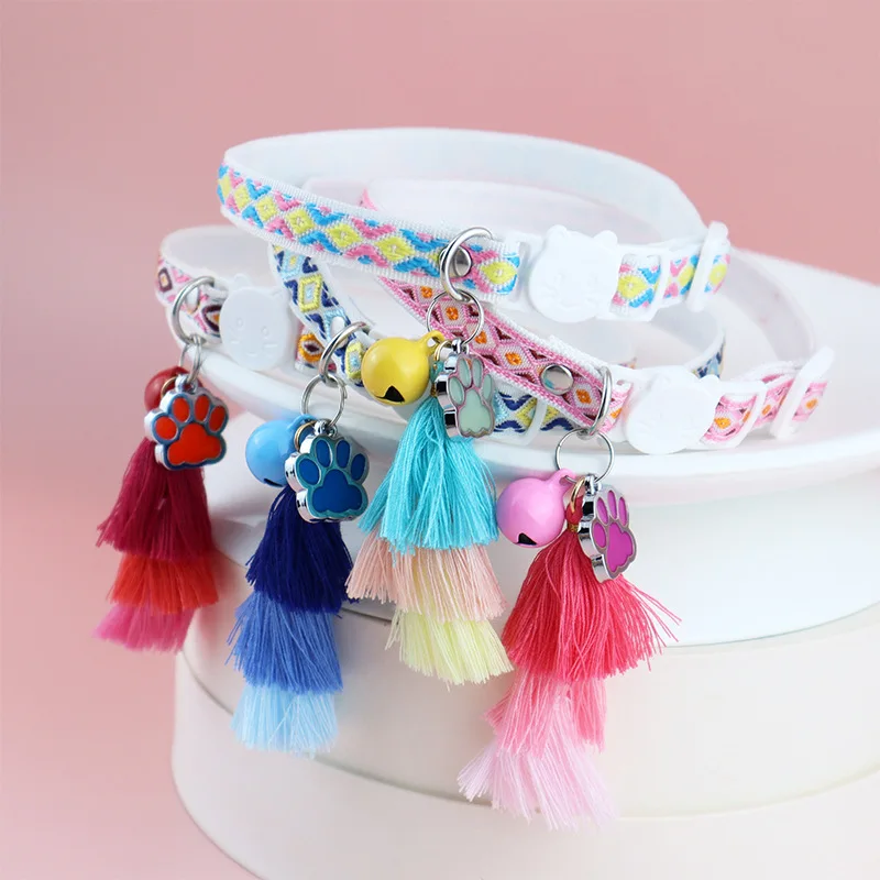 2PCS Pet Supplies Wholesale Cat Collar Bell Fringe Color Diamond Check Pet Collar Glow-in-the-dark Cat Claws To Prevent Loss
2PCS Pet Supplies Wholesale Cat Collar Bell Fringe Color Diamond Check Pet Collar Glow-in-the-dark Cat Claws To Prevent Loss