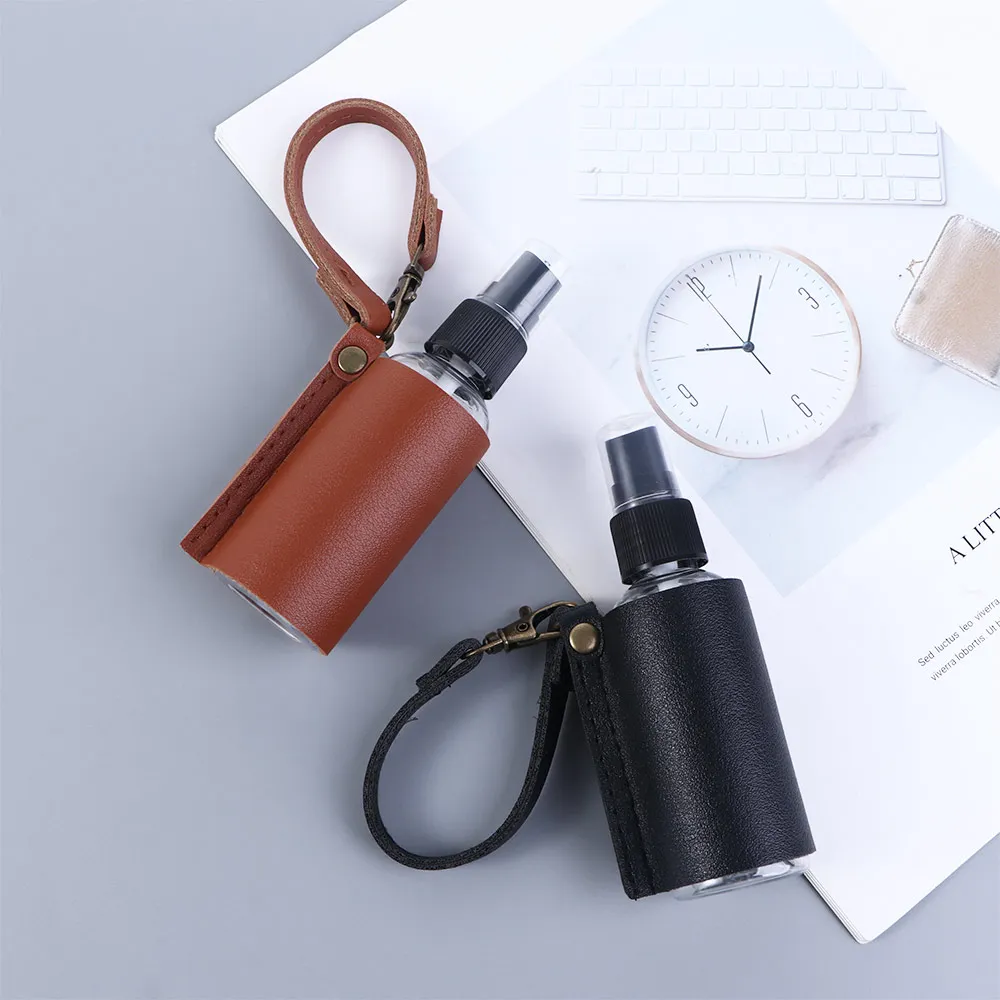 60 мл портативный дезинфицирующий спрей для рук Бутылка-брелок многоразовая бутылка для мытья рук Бутылка для хранения с брелоком кожаный ч...
60 мл портативный дезинфицирующий спрей для рук Бутылка-брелок многоразовая бутылка для мытья рук Бутылка для хранения с брелоком кожаный ч...