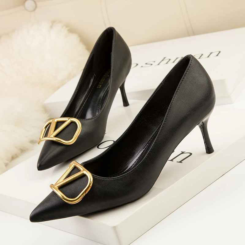 Women Heels Fashion High Heel Shoes Ladies Office Party Wedding Shoes Classic Pumps Female Stiletto White Black Plus Size
Women Heels Fashion High Heel Shoes Ladies Office Party Wedding Shoes Classic Pumps Female Stiletto White Black Plus Size