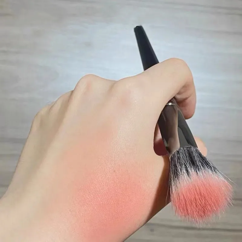 Goat Hair Stippling Brush Stippling Blush Highlighter Makeup Brush Foundation Highlighter Stippling Makeup Tool
Goat Hair Stippling Brush Stippling Blush Highlighter Makeup Brush Foundation Highlighter Stippling Makeup Tool