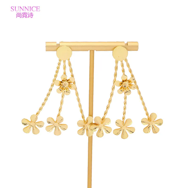 SUNNICE 18K Роскошные висячие серьги из Дубая для женщин золотые серьги-гвоздики женские большие модные ювелирные изделия женская свадебная Бесплатная доставка
SUNNICE 18K Роскошные висячие серьги из Дубая для женщин золотые серьги-гвоздики женские большие модные ювелирные изделия женская свадебная Бесплатная доставка