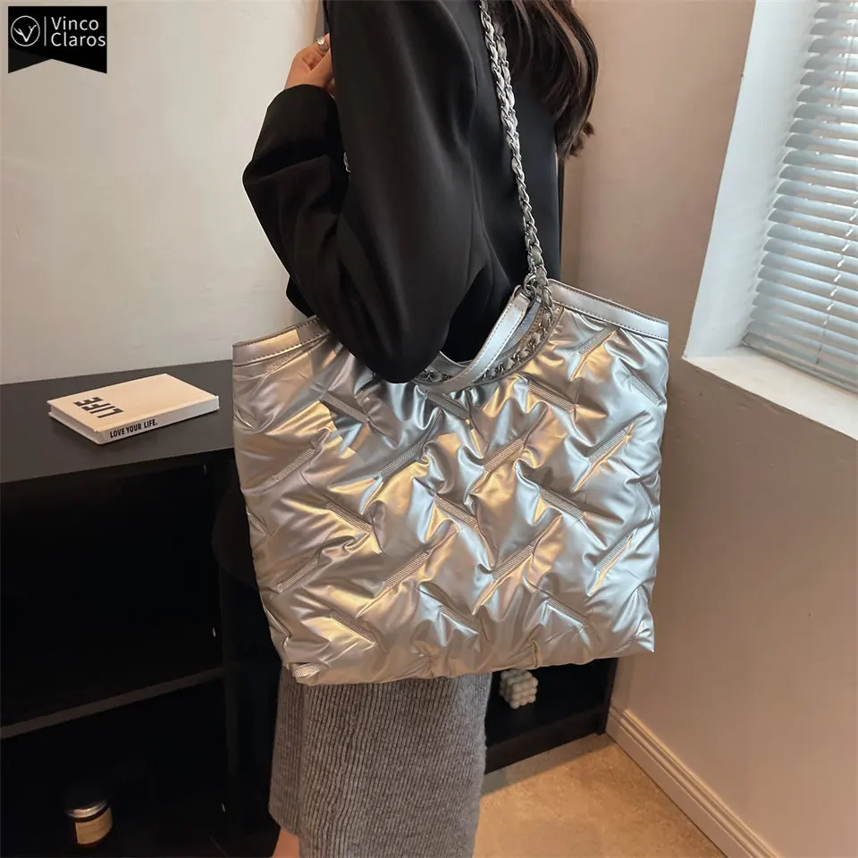 VC Women's High-quality Soft Comfortable Pearl Cotton Shoulder Bag Winter Lady Tote Bags Fashion Simple Chain Handbag for Women
VC Women's High-quality Soft Comfortable Pearl Cotton Shoulder Bag Winter Lady Tote Bags Fashion Simple Chain Handbag for Women