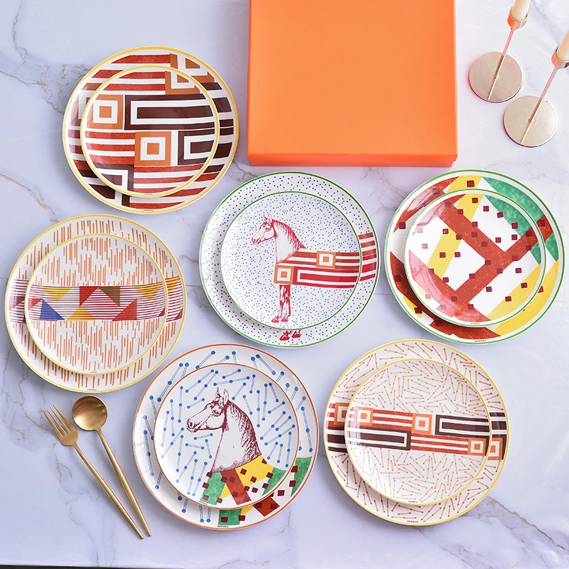 High-end Exquisite 10 Inch Bone China Tray Coffee Cup English Afternoon Tea Heart Tray Set Matching Mug And Plate Gift Box
High-end Exquisite 10 Inch Bone China Tray Coffee Cup English Afternoon Tea Heart Tray Set Matching Mug And Plate Gift Box