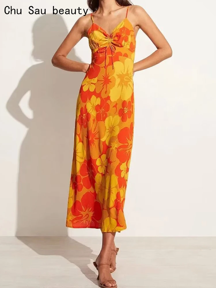 Женское платье миди с цветочным принтом, V-образным вырезом и открытой спиной 
Женское платье миди с цветочным принтом, V-образным вырезом и открытой спиной