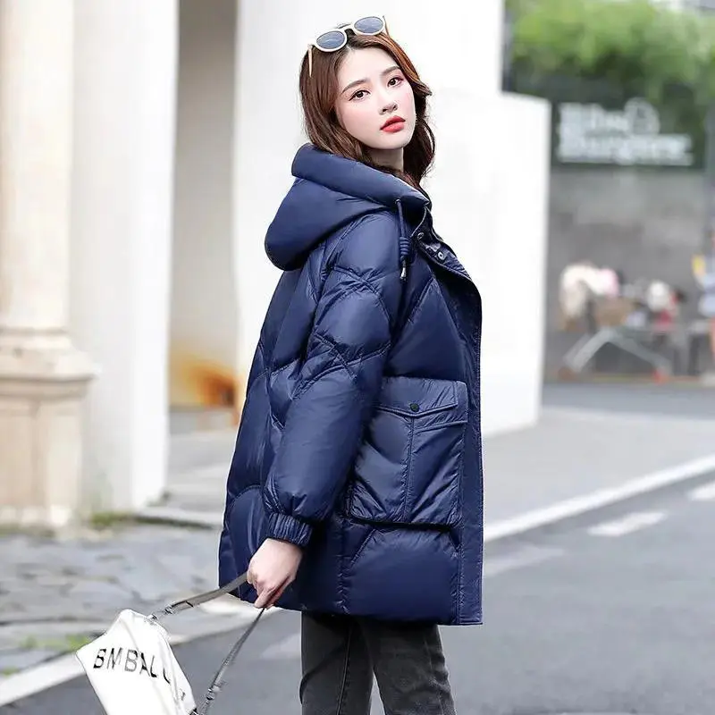 2022 New Winter Jacket Parkas Women Coat Hooded Overcoat Female Jacket Parka Thick Casual Warm Cotton Padded Outwear Tops T10
2022 New Winter Jacket Parkas Women Coat Hooded Overcoat Female Jacket Parka Thick Casual Warm Cotton Padded Outwear Tops T10