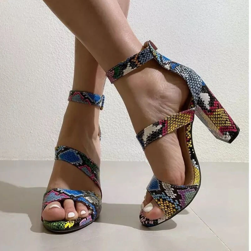Fashion Colour Serpentine Women Shoes Peep Toe 11cm High Heels Sandals Summer Party Shoes PU Ankle Buckle Sandals Pumps
Fashion Colour Serpentine Women Shoes Peep Toe 11cm High Heels Sandals Summer Party Shoes PU Ankle Buckle Sandals Pumps