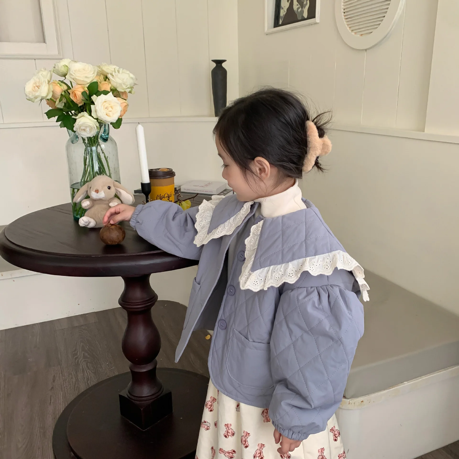 2022 Winter New Children Warm Coat Long Sleeve Baby Girls Padded Jacket Fashion Princess Clothes Girls Large Lapel Jacket
2022 Winter New Children Warm Coat Long Sleeve Baby Girls Padded Jacket Fashion Princess Clothes Girls Large Lapel Jacket