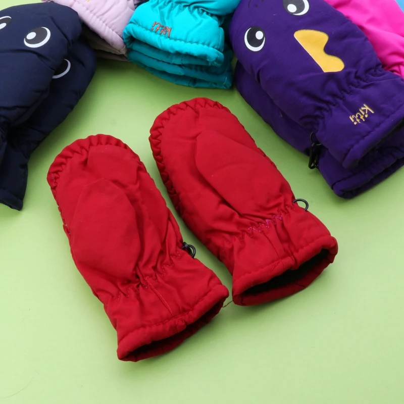 Kids Winter Warm Gloves Windproof For Children Boys Girls Ski Cycling Climbing Outdoor Gloves Waterproof
Kids Winter Warm Gloves Windproof For Children Boys Girls Ski Cycling Climbing Outdoor Gloves Waterproof