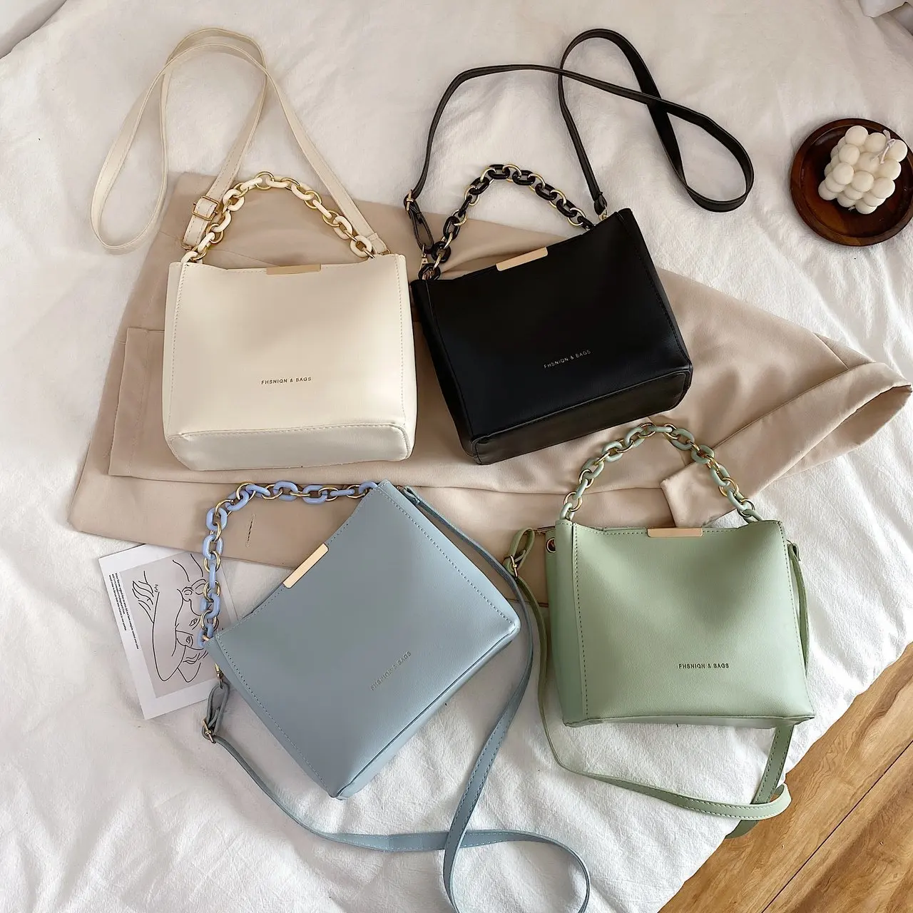Trendy Women Messenger Bags Mini Summer Handbag Single Shoulder Bag Female Crossbody Bags Mini Buckets PU Leather Chain Clutch
Trendy Women Messenger Bags Mini Summer Handbag Single Shoulder Bag Female Crossbody Bags Mini Buckets PU Leather Chain Clutch