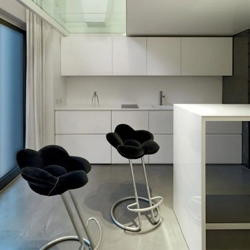 Creative Armchair Modern Minimalist Internet Celebrity Dining Chair Barstool SUNFLOWER Petal Chair 
Creative Armchair Modern Minimalist Internet Celebrity Dining Chair Barstool SUNFLOWER Petal Chair