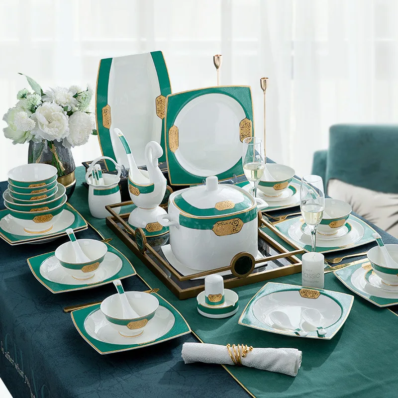 Jingdezhen osso china utensílios de mesa e pratos conjunto 60 tigelas e pauzinhos de cerâmica de estilo japonês
Jingdezhen osso china utensílios de mesa e pratos conjunto 60 tigelas e pauzinhos de cerâmica de estilo japonês