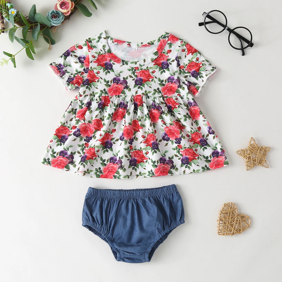 Детская одежда для новорожденных, рубашка и шорты с принтом для маленьких девочек, комплект из 2 предметов
Детская одежда для новорожденных, рубашка и шорты с принтом для маленьких девочек, комплект из 2 предметов