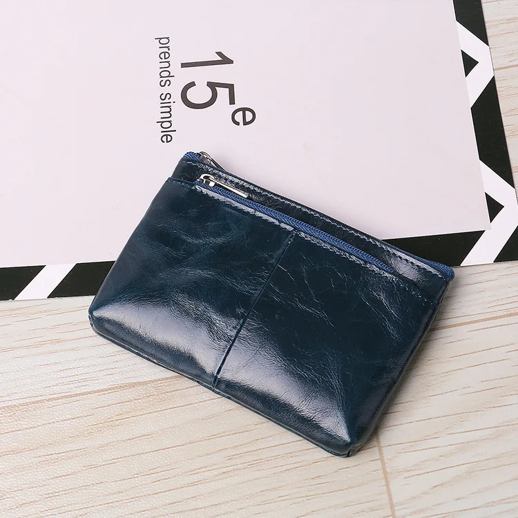 Многофункциональный бумажник из воловьей кожи с двойной молнией
Многофункциональный бумажник из воловьей кожи с двойной молнией