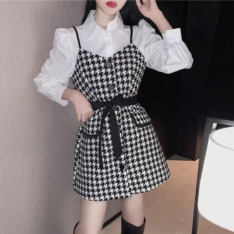 OEMG Brand Spring and Autumn France Style Long Sleeve and Short Skirt Slim Waist Belt Fashion Black-White Color Design
OEMG Brand Spring and Autumn France Style Long Sleeve and Short Skirt Slim Waist Belt Fashion Black-White Color Design