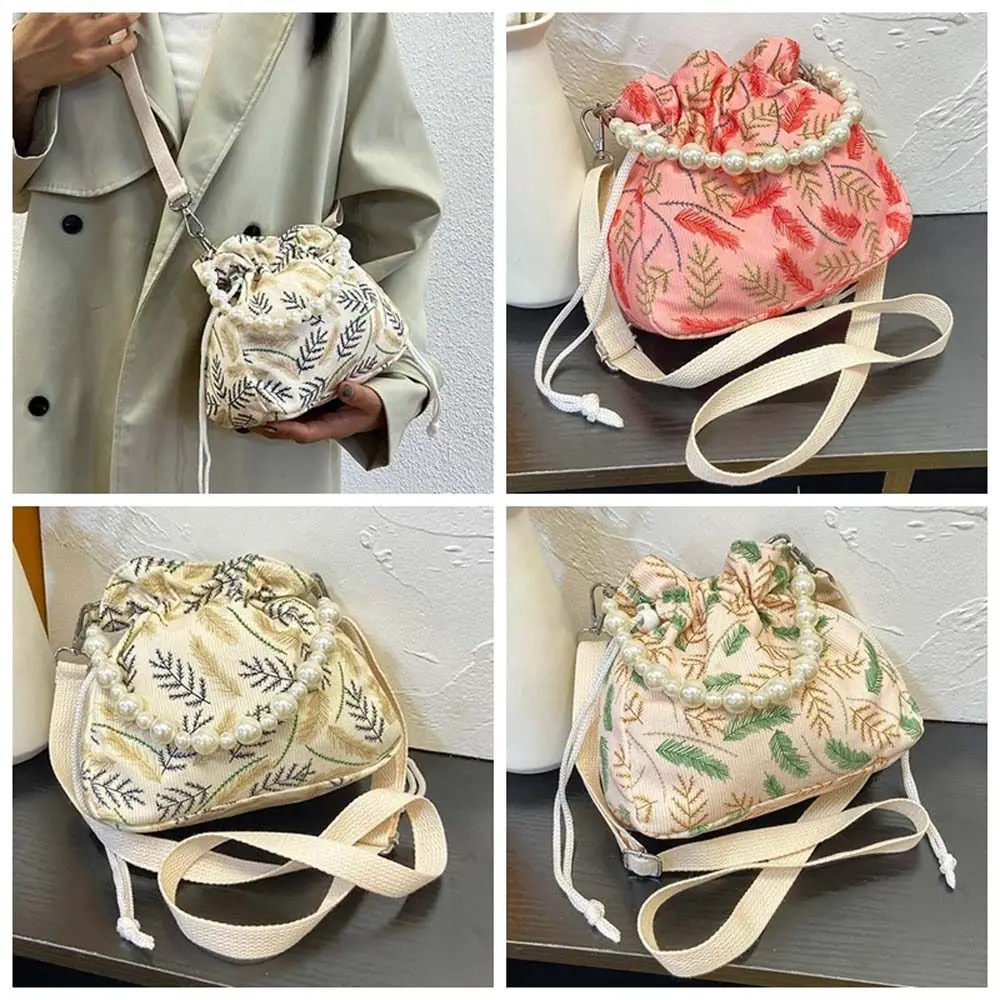 Leaf Hanfu Drawstring Crossbody Bag Korean Style Purse Wallets Pearl Handbag Message Bag Large Capacity 
Leaf Hanfu Drawstring Crossbody Bag Korean Style Purse Wallets Pearl Handbag Message Bag Large Capacity